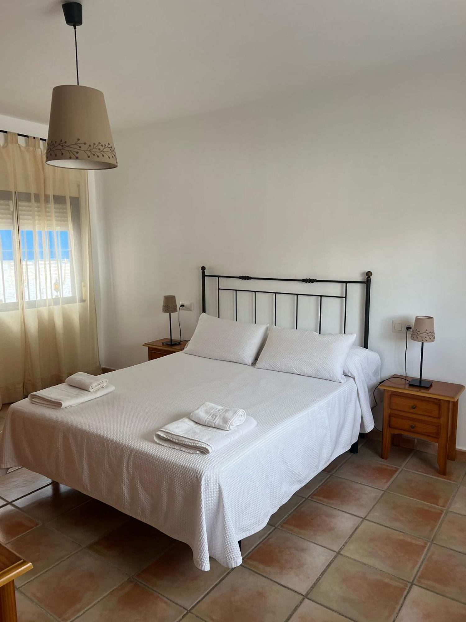 Apartamentos Manbea Algaida San Jose  Bagian luar foto